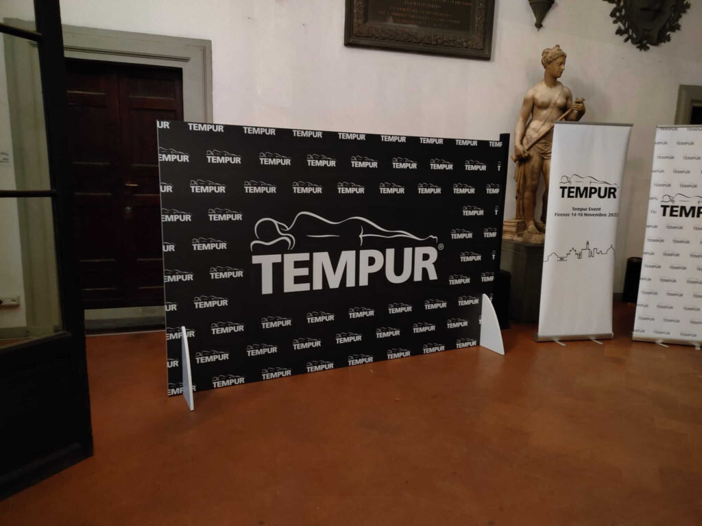 Stampa personalizzata Fondale per realizzazione backdrop per evento